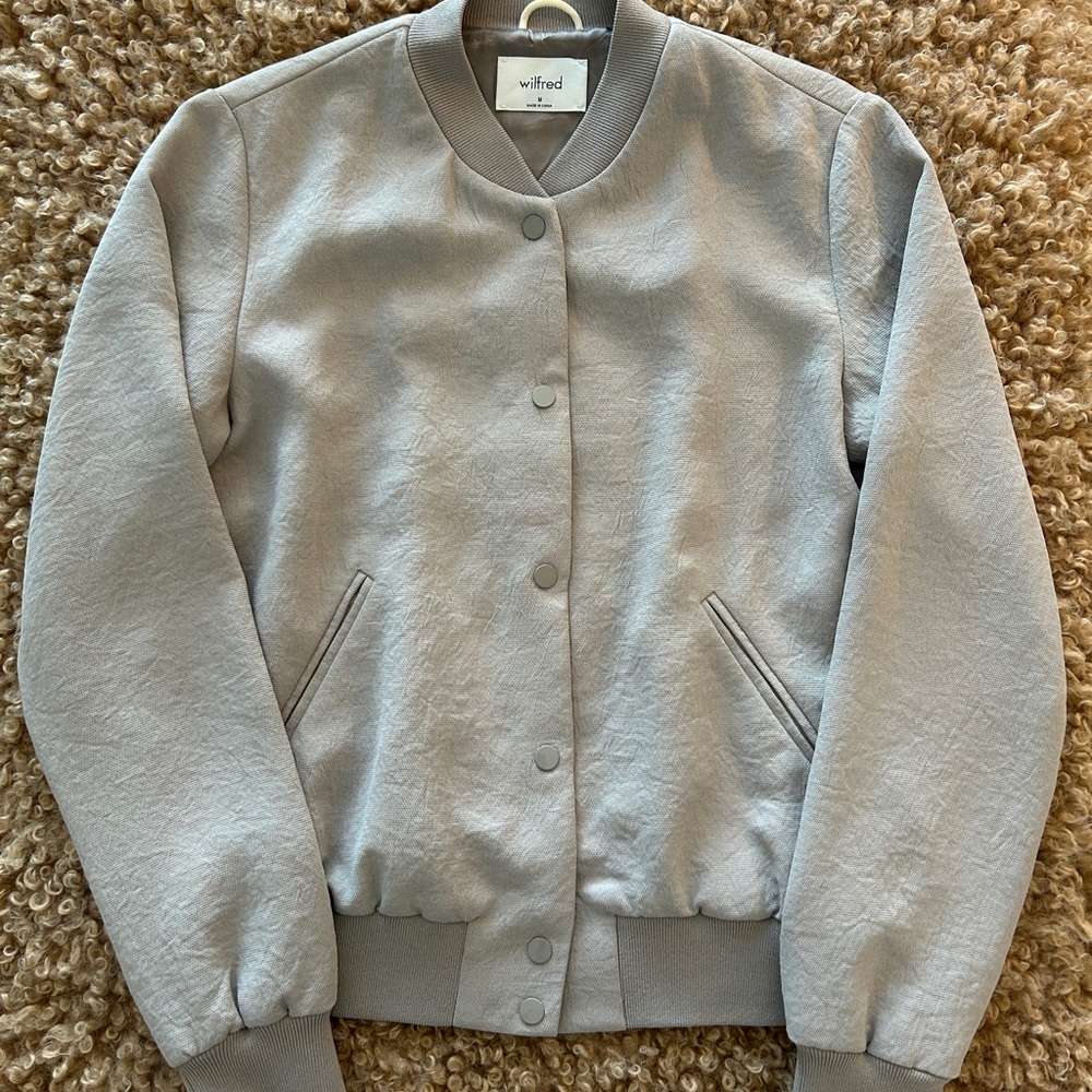 Aritzia: EUC Wilfred Poussin Bomber, Size: Medium